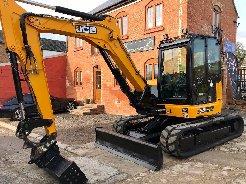 Любая работа с мини - экскаватором JCB 85Z-1