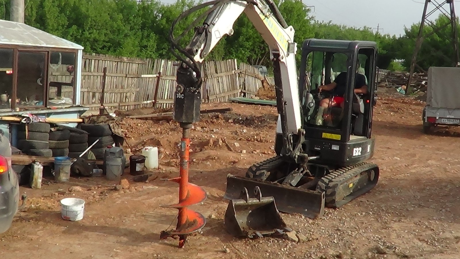 Аренда мини экскаватора bobcat e32 от1100р / ч