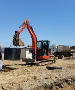 Аренда миниэкскаватора от собственника