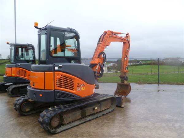 Аренда мини-экскаватора JCB ZX27U