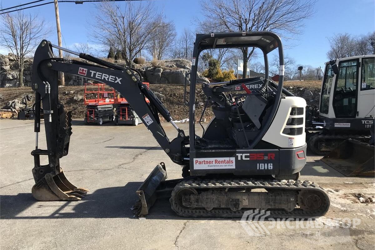 Услуга: Мини-экскаватор TEREX TC 35