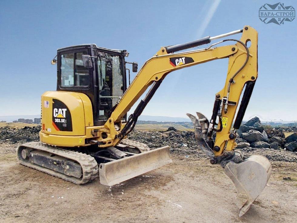 Взять в аренду мини экскаватор CAT 303. 5E CR