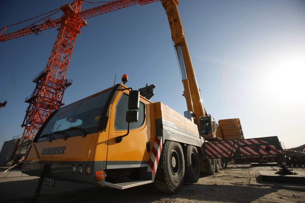 Аренда автокрана 70, 100, 130 160 200 250 300 тонн