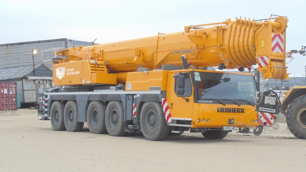 Услуги автокрана 100, 200, 300, 500 тонн