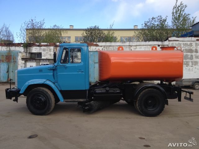 Аренда поливомоечной машины ЗИЛ КО-713