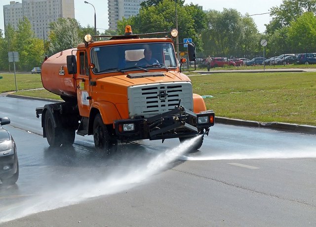 Аренда поливомоечной машины недорого