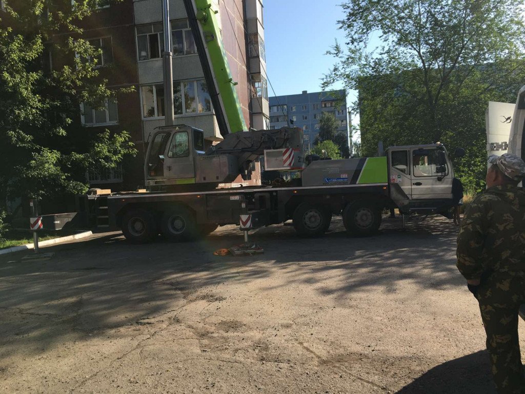 Аренда услуги автокран вездеход от 25 до 100 тонн