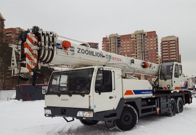 Услуги спецтехники: автокран, воровайка, самосвал