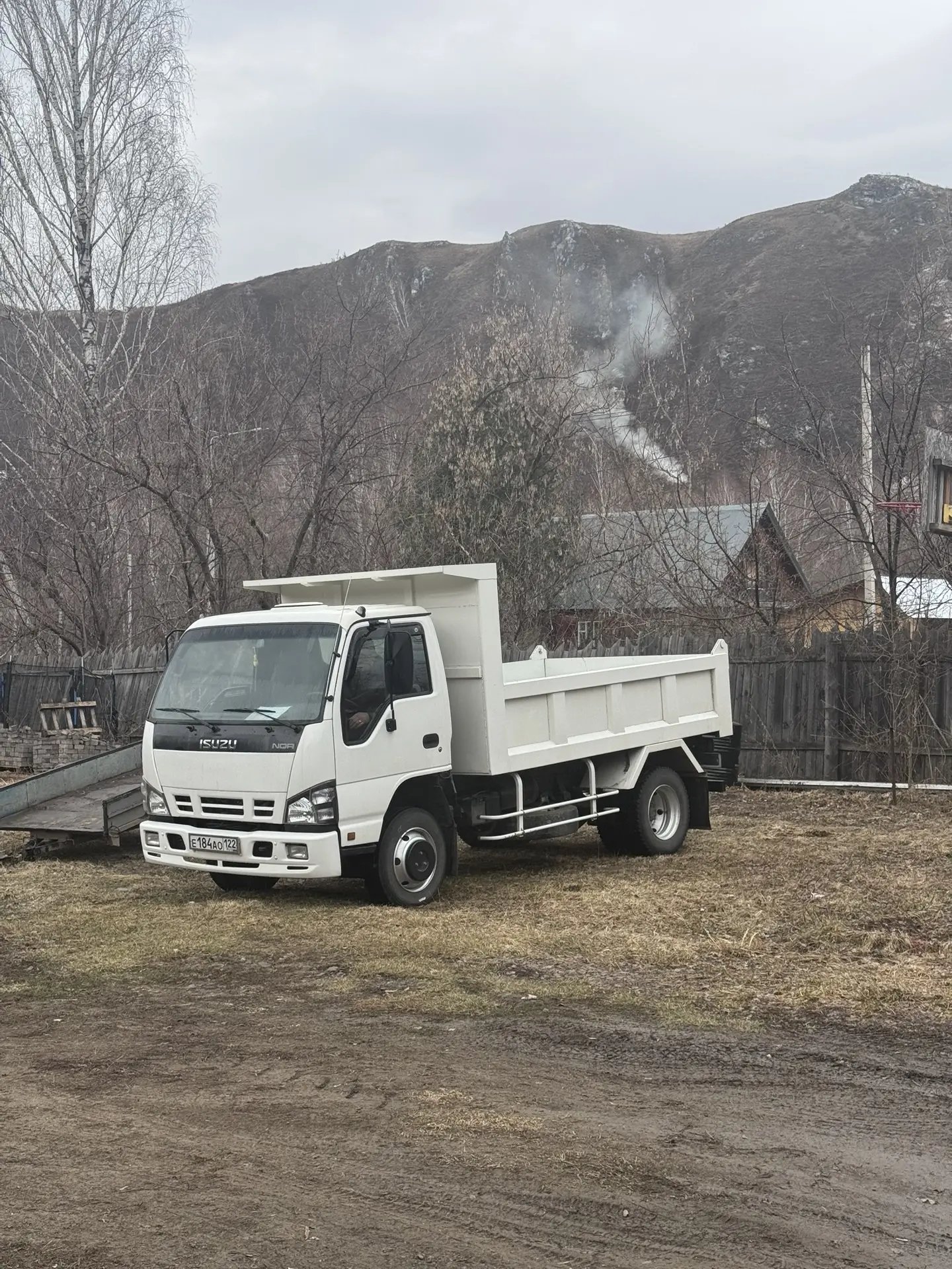 Перевозки самосвалом Isuzu