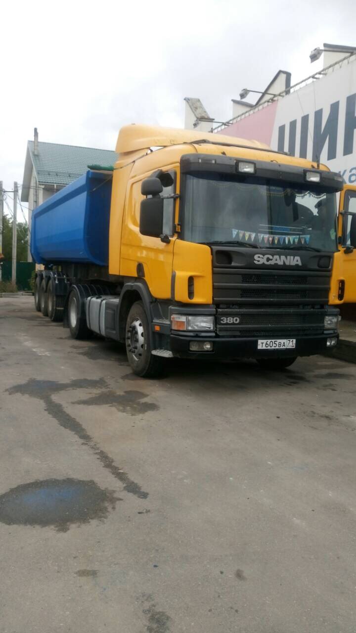 Доставка песка самосвалом Scania, карьерный или речной