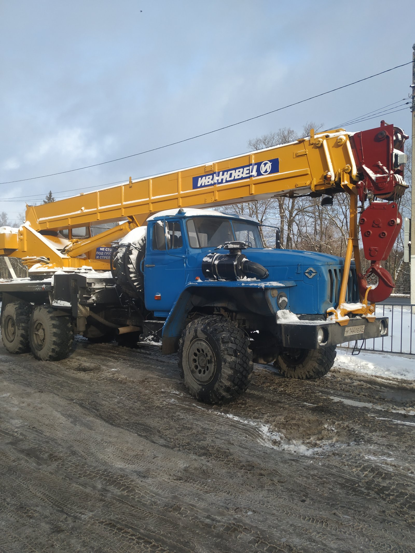 Услуги автокрана 25 тонн вездеход