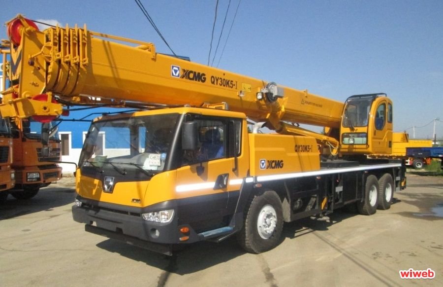 Услуги автокрана XCMG QY30, стрела 35 тн, 49 м