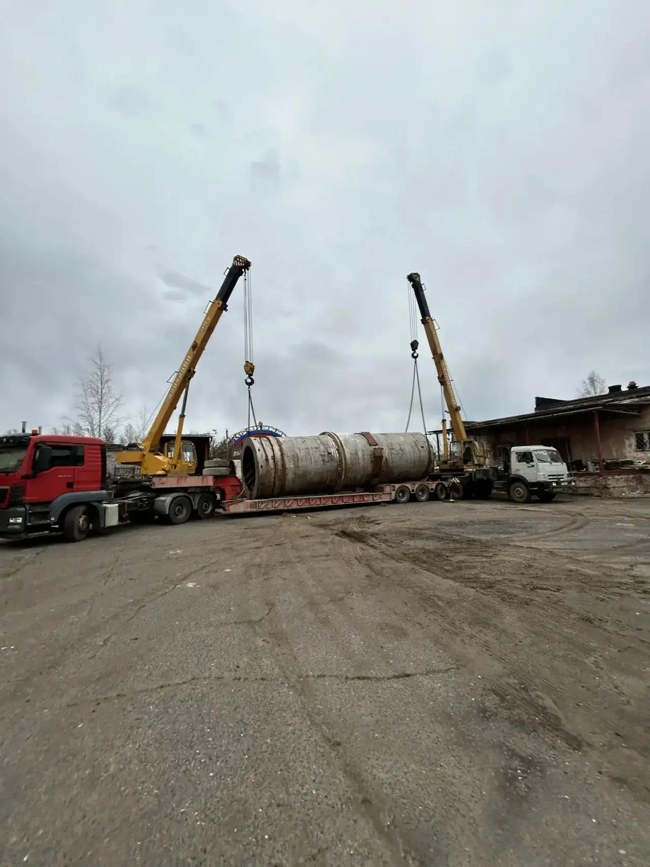 Аренда автокрана 25 тонн. Вылет стрелы 22 метра