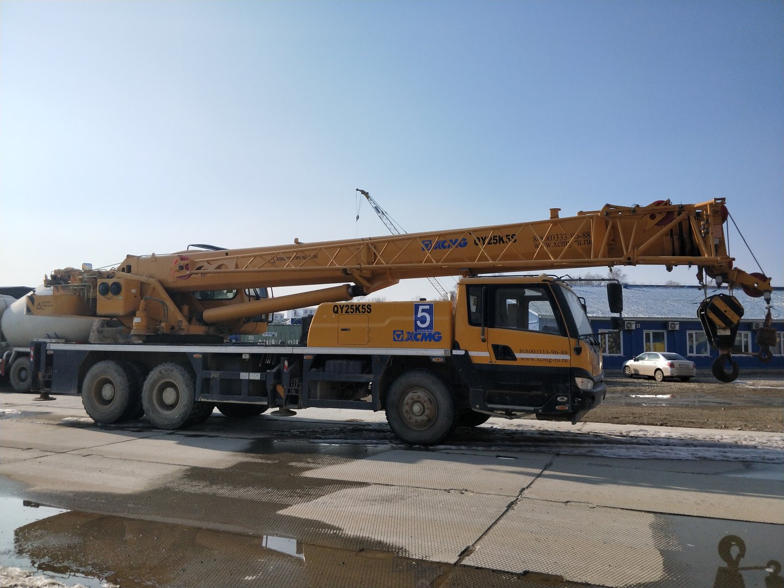 Аренда / услуги автокрана 25 тонн Большой Камень