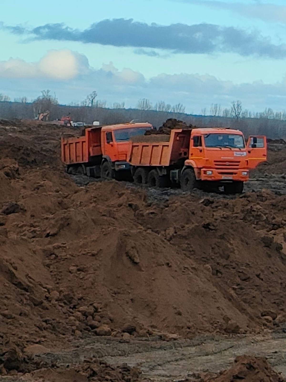 Услуги самосвалов вездеход