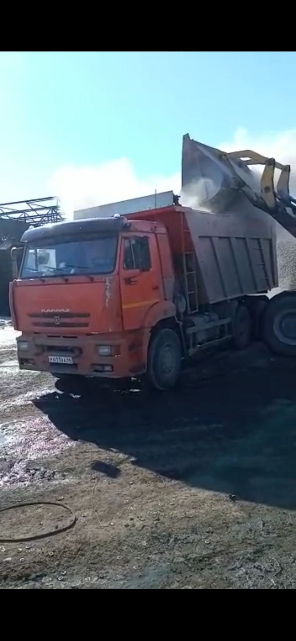 Перевозка сыпучих грузов самосвалом 20 т