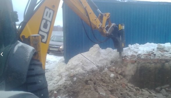 Экскаватор JSB 3CX и 4CX с ковшами 30-60см, гидромолот