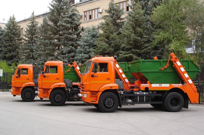 Вывоз мусора, контейнеры, самосвалы