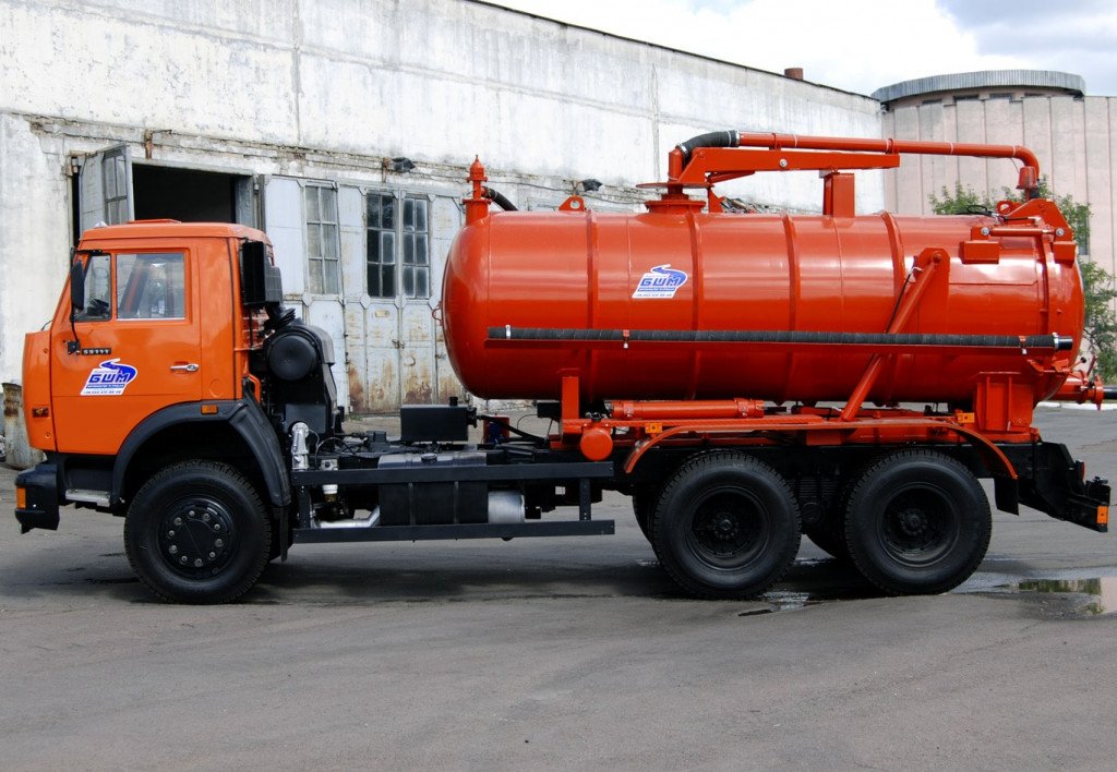 КО-507АМ для обслуживания частного сектора и откачки септиков