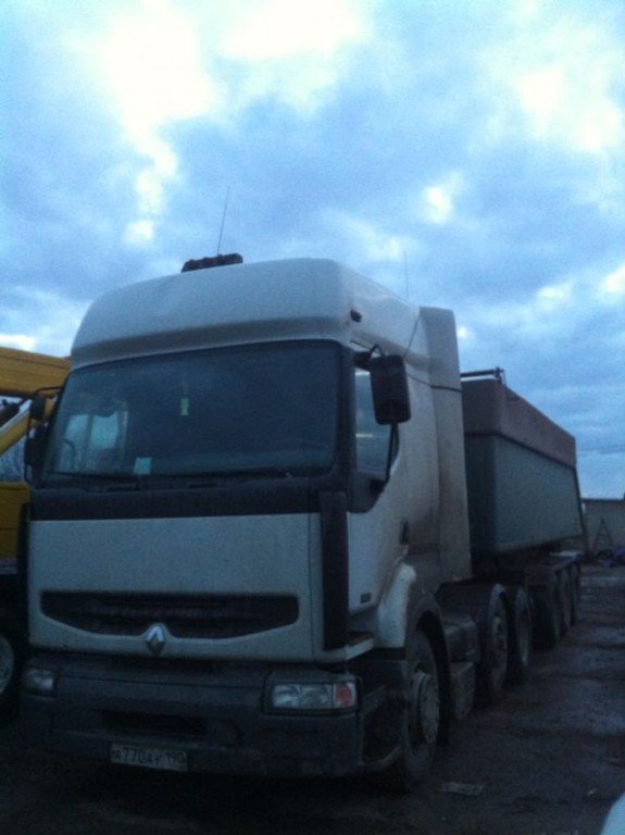 Аренда самосвала RENAULT PREMIUM