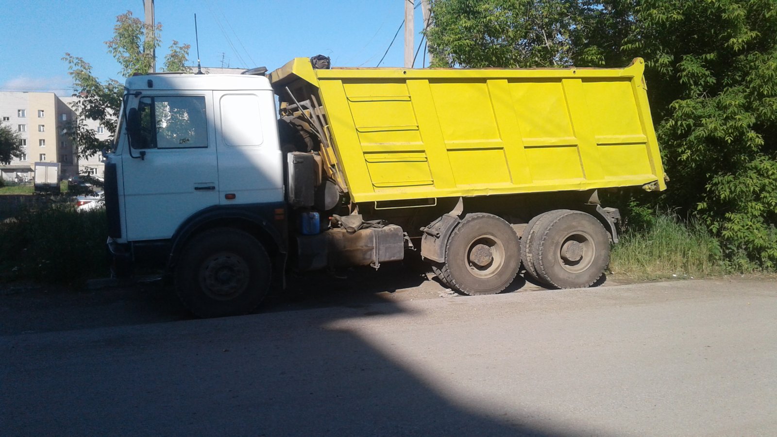 Грузоперевозок на самосвал МАЗ