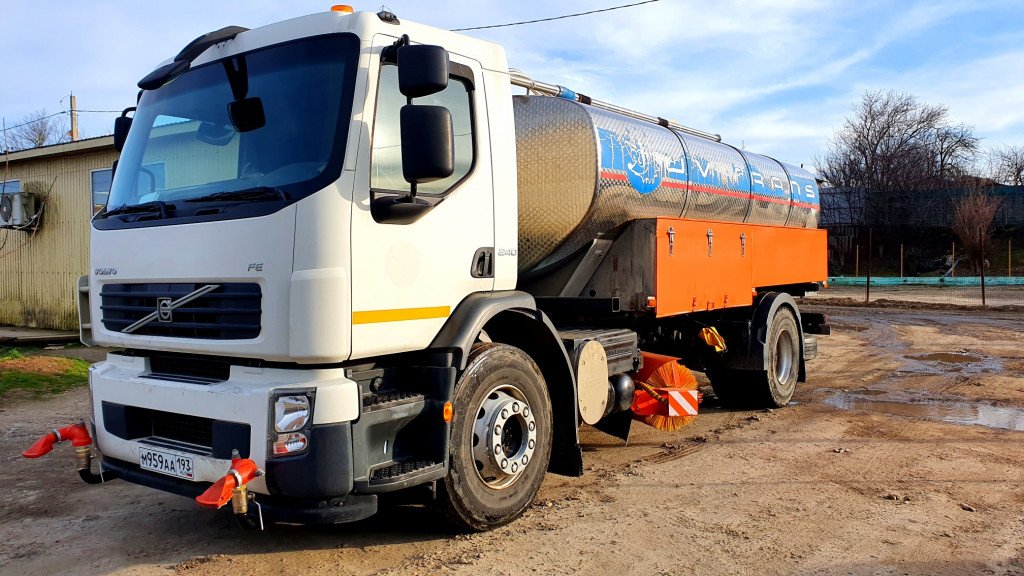 КДМ / Водовоз (объем 12 куб. м. ), область
