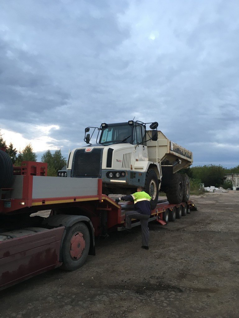 Сочлененный самосвал от собственника