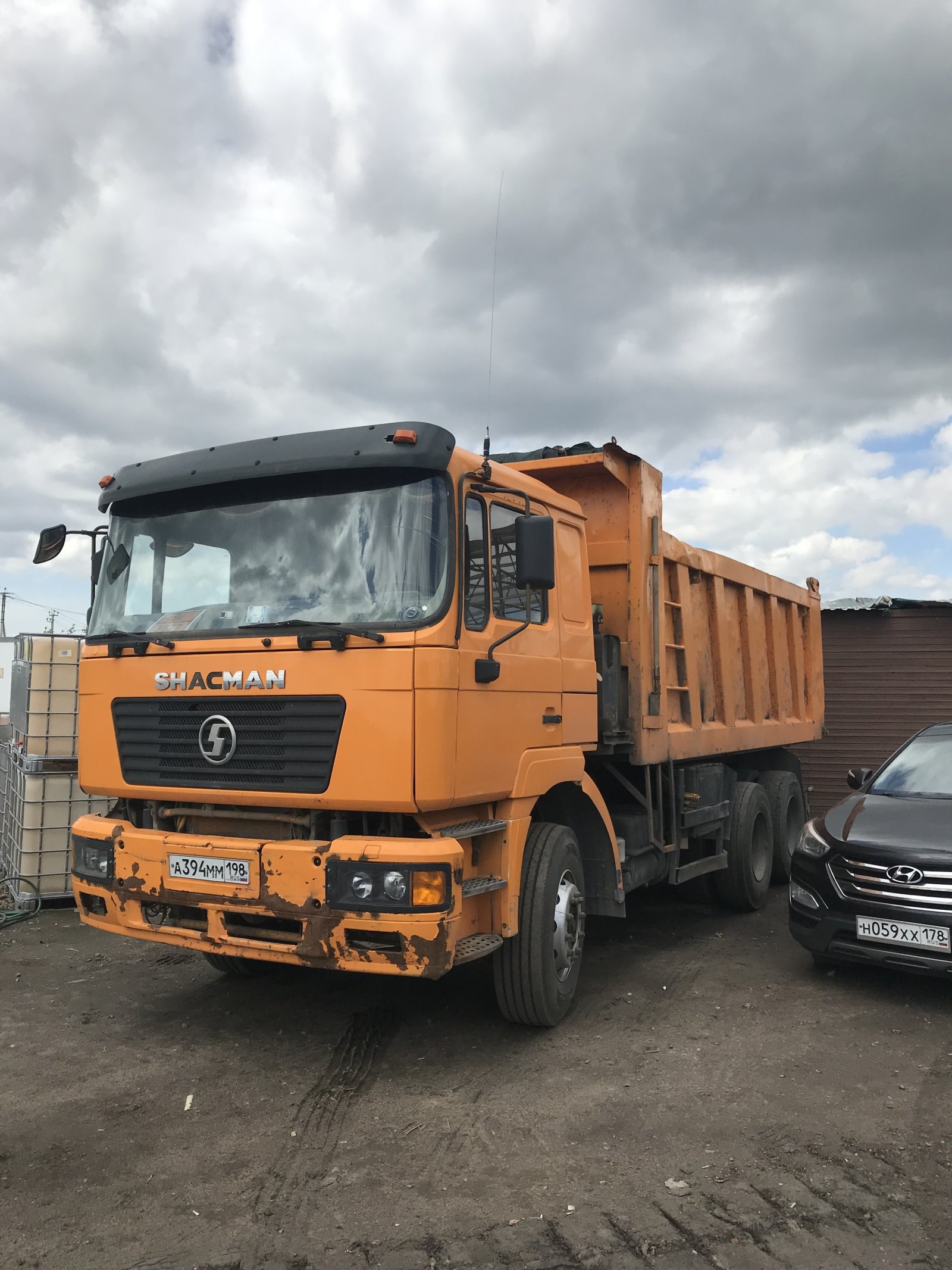 Услуги самосвала Shacman, индивидуальный расчет каждого заказа