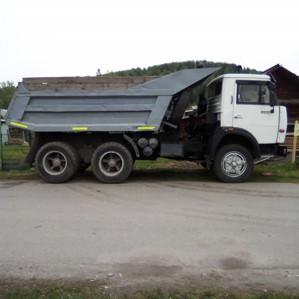 Перевозка сыпучих грузов самосвалом