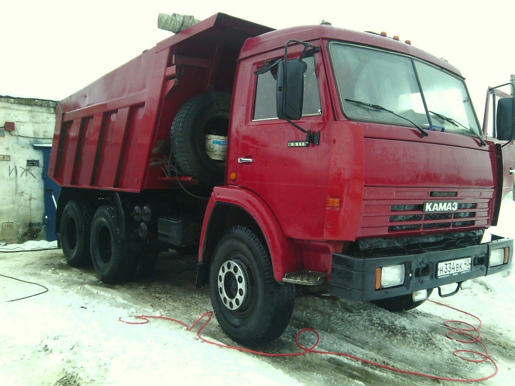 Доставка самосвалом КамАЗ 65115 песка, щебня, вывоз мусора