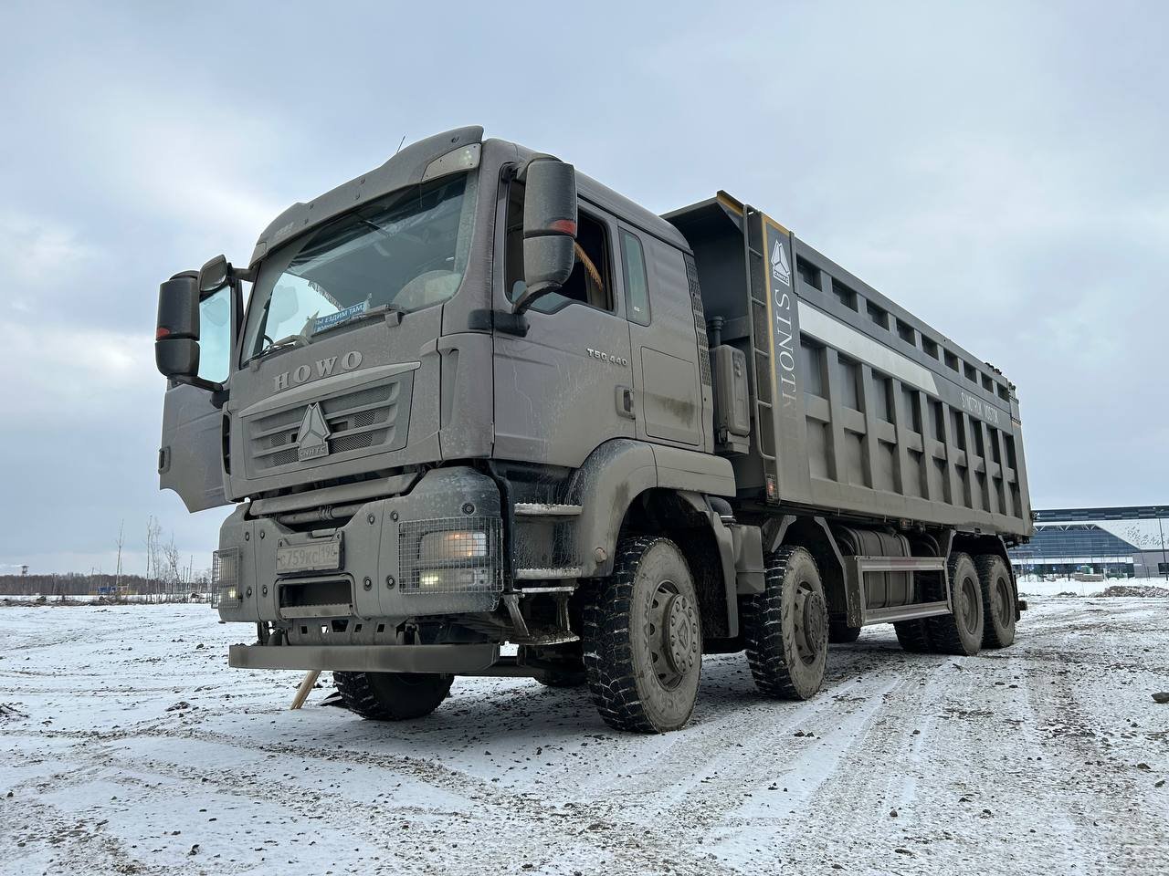 Аренда Самосвалы 8х4 22-28-30-35 кубов. 15 единиц