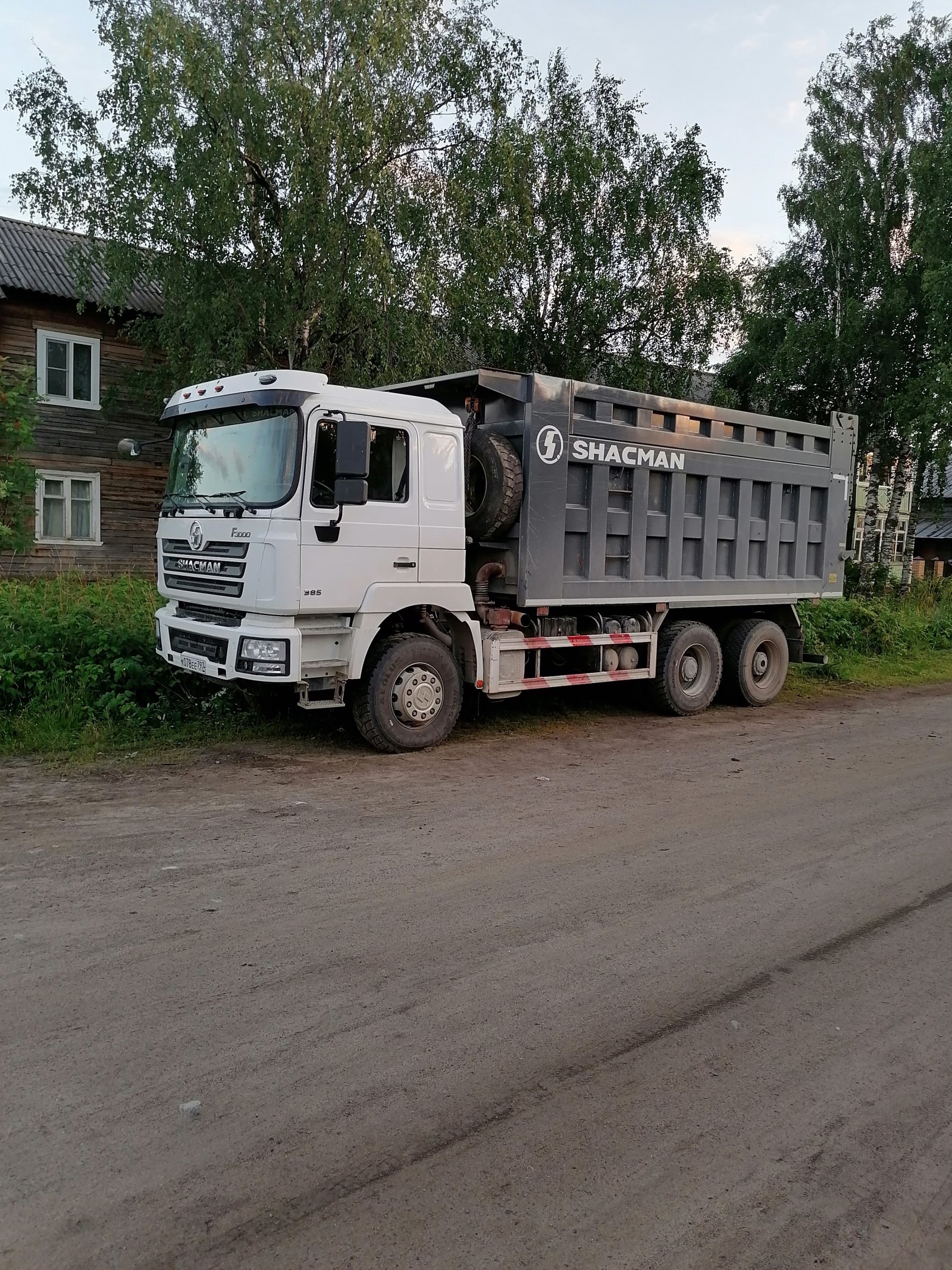 Аренда Самосвала. Перевозка 25 кубов, 30 тонн