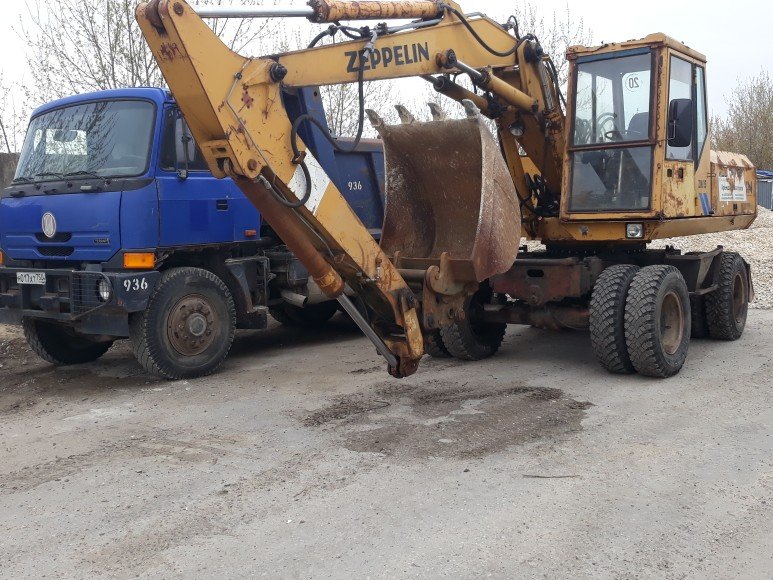 Самосвал Татра 815. Доставка сыпучих грузов