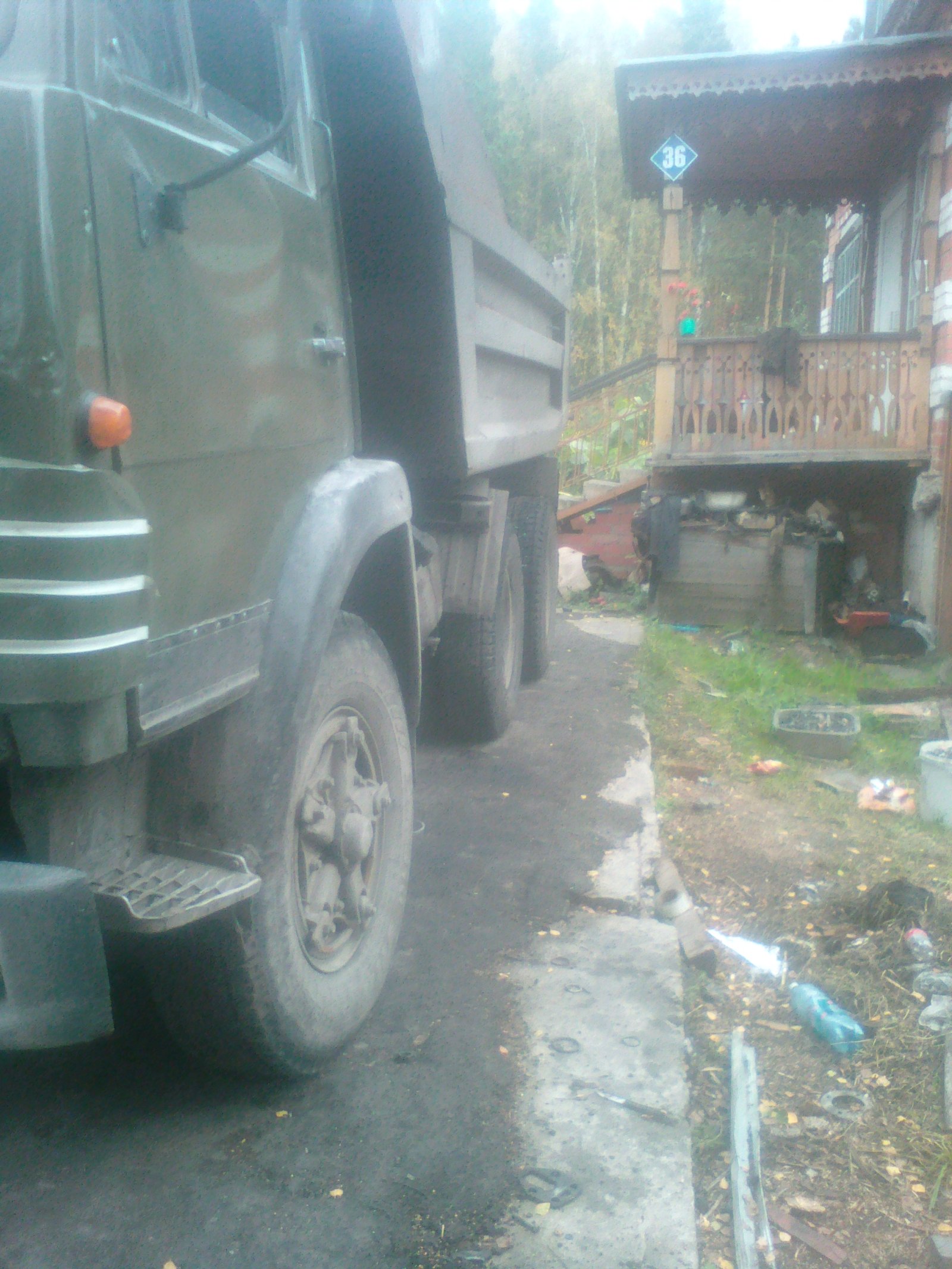 Услуги самосвала КамАЗ. Песок, щебень, чернозём