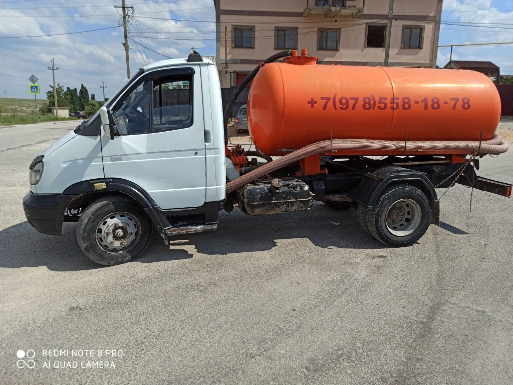 Ассенизатор. Услуги откачка септика