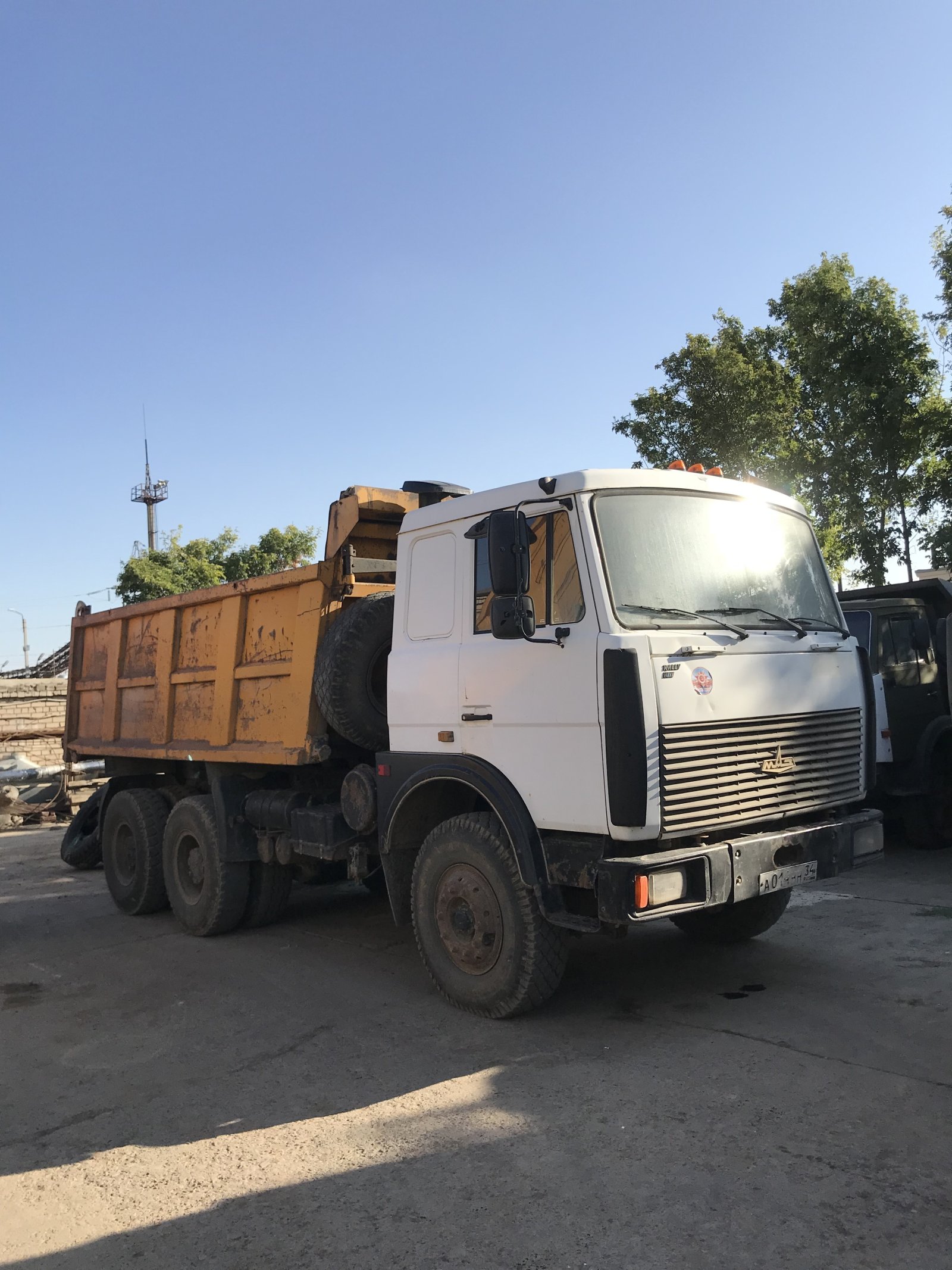 Долгосрочная аренда самосвалов услуги заказ
