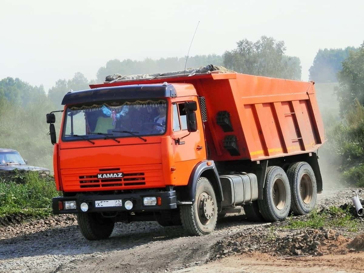 Аренда самосвала КАМАЗ 10 куб