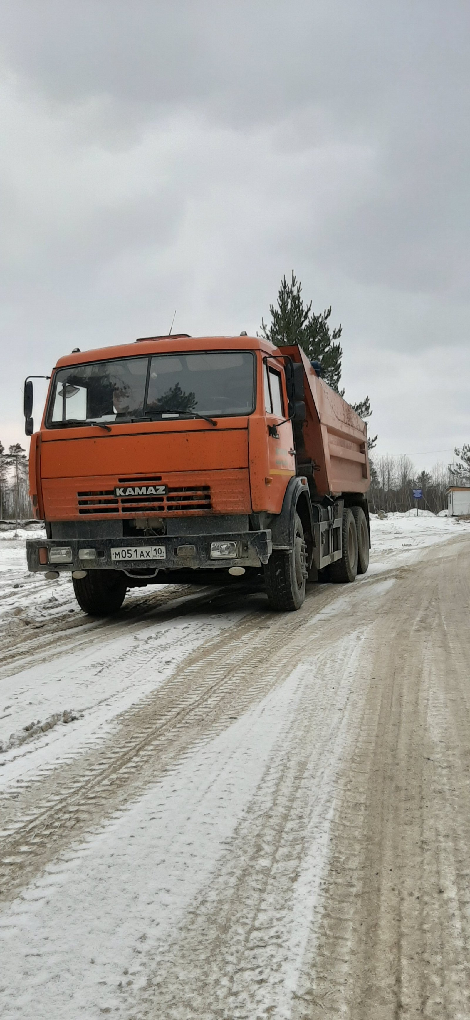 Доставка сыпучих грузов Аренда самосвала