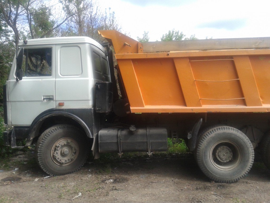 Аренда самосвала МАЗ 551605