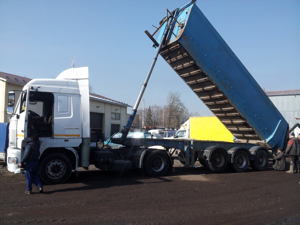 АРЕНДА САМОСВАЛА 30 м3