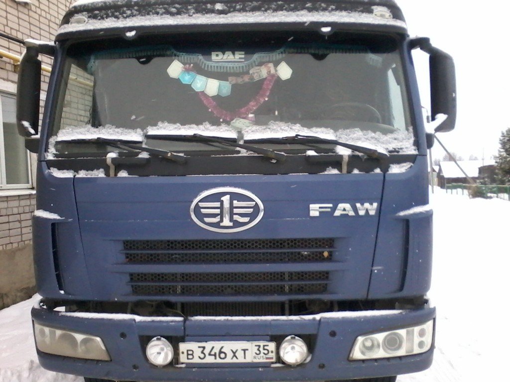 Самосвал FAW 3252