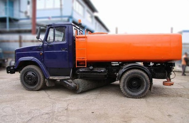 Аренда Машины поливомоечной КО-713-01