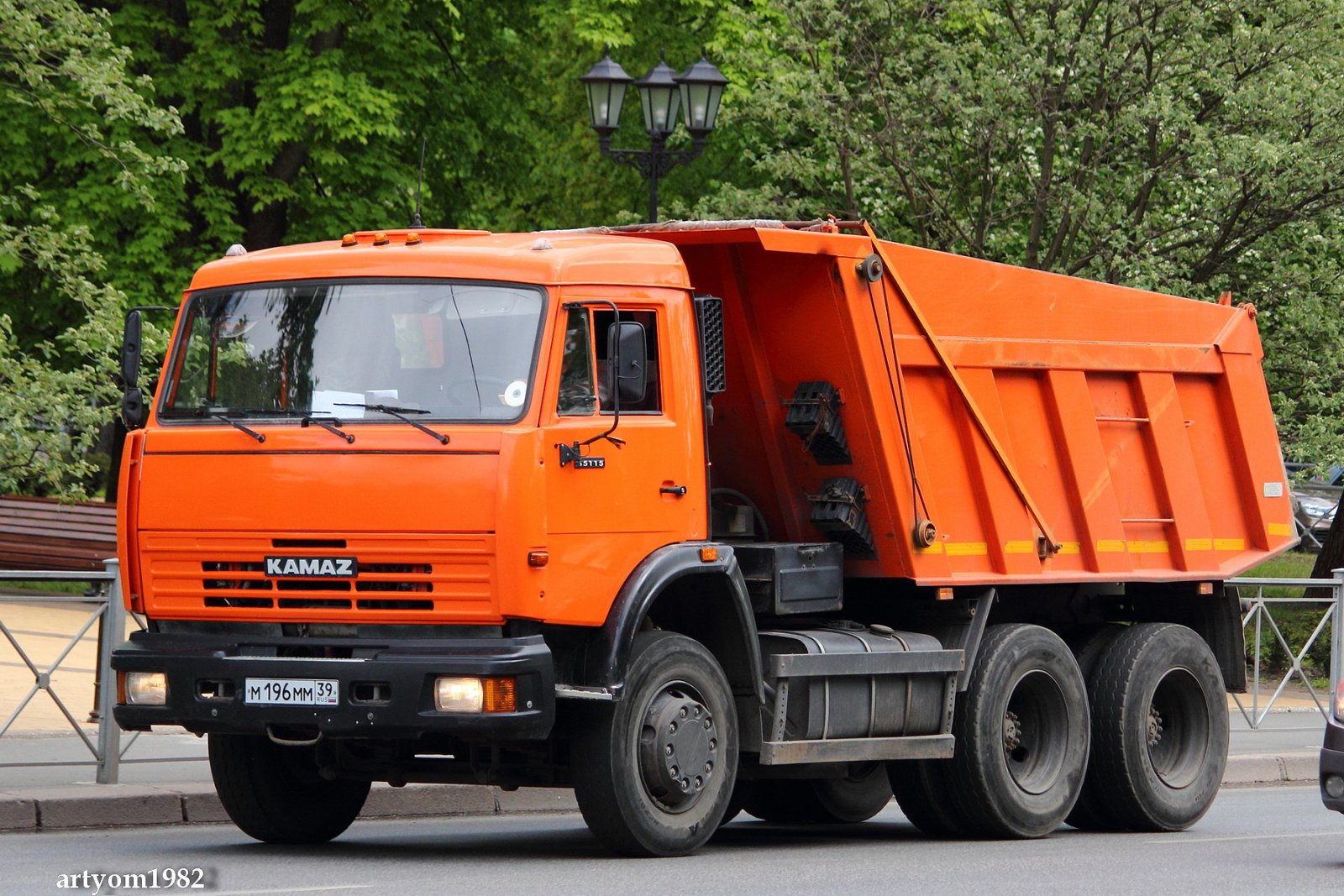 Самосвалы аренда услуги перевозка грузов