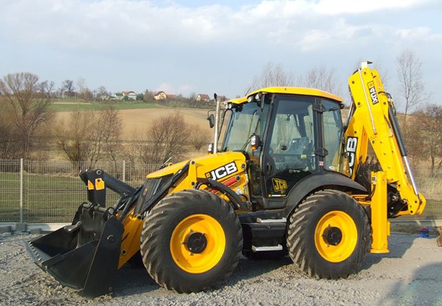 Аренда трактора Jcb