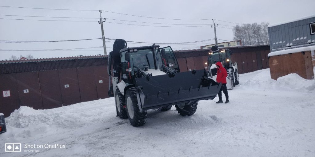 Услуги трактора экскаватор- погрузчик