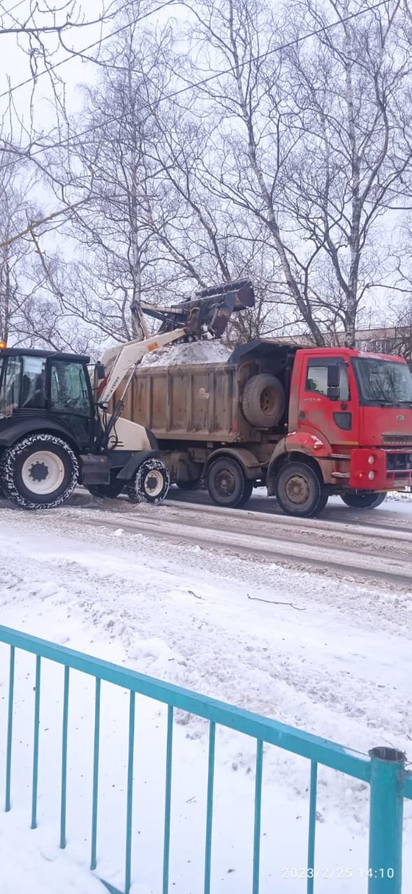 Аренда трактора, экскаватора- погрузчика