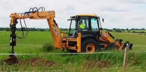 Трактор JCB, экскаватор и ямобур VOLVO BL с опытом