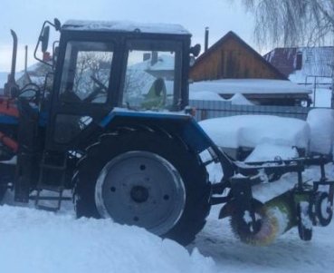 Уборочный трактор в аренду, дешево