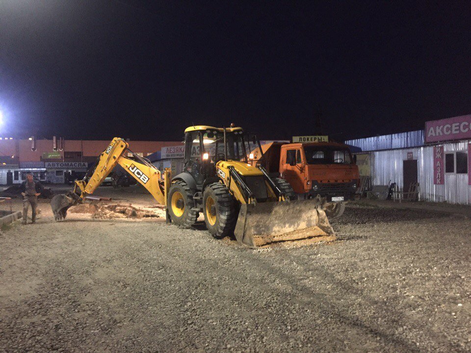 Аренда трактора JCB 4CX в Ярославле