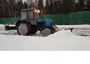 Аренда трактора МТЗ-82 с отвалом и щеткой